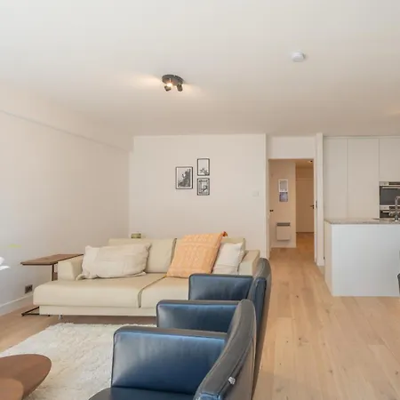Bright In The Heart Of Apartment Ostend